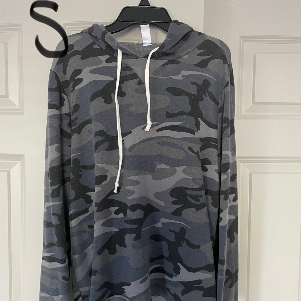 Camo Sweatshirt